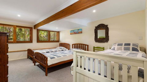 Salty Seaside - Grafton Accommodation 3