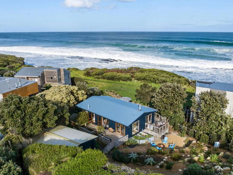 Sand & Sauna Retreat - Grafton Accommodation 0