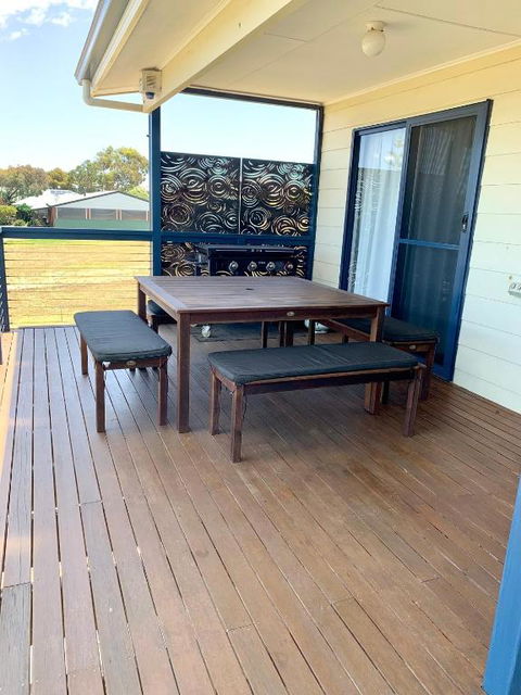 Sandcastle - A Esplanade Place, Stunning Views - Grafton Accommodation 2