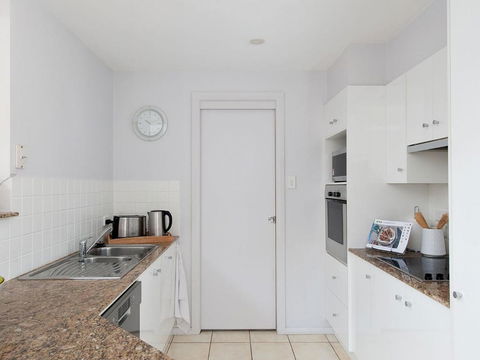 Sandcastle Shores - Grafton Accommodation 3