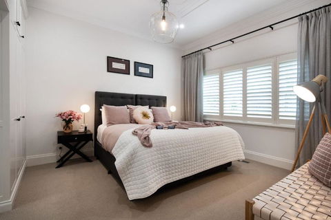 Sandringham - Grafton Accommodation 1
