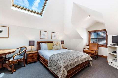 Sandstone Suites - In The Heart Of Port Fairy - Grafton Accommodation 2