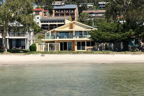 Sandy Beach House Corlette Unit 1 Waterfront WI-FI Aircon - Grafton Accommodation 0