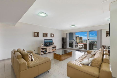 Sandy Cove Apartment The Entrance 48a - Grafton Accommodation 3