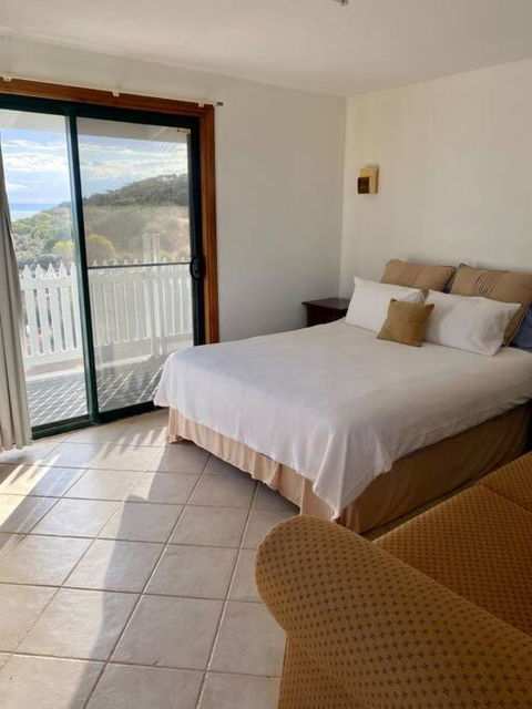 Spear Creek Beach House - Grafton Accommodation 2