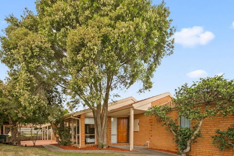 StayAU 3BRM Family Home Netflix Pet-Friendly - Grafton Accommodation 1