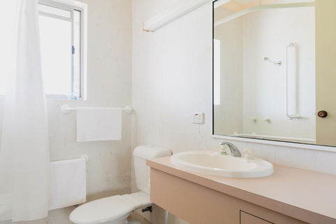Tarcutta Retreat - Grafton Accommodation 2