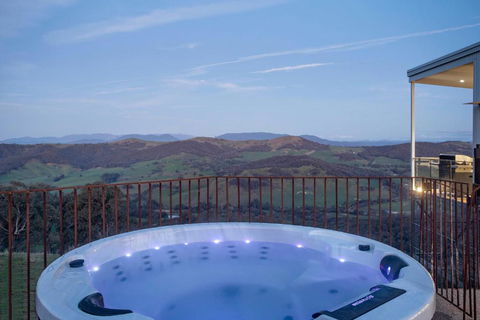 The Bella Vista By Mt Bellevue - Grafton Accommodation 2