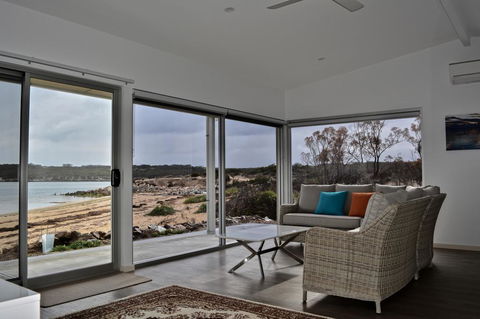 Beachside - Grafton Accommodation 0