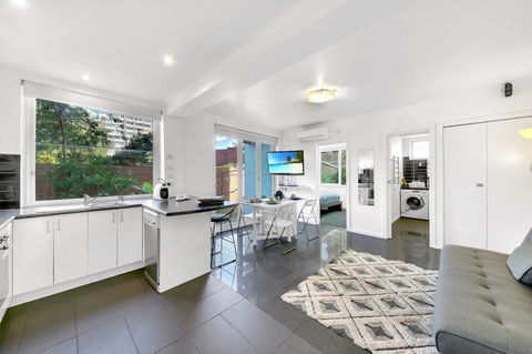 Beachside Haven - Grafton Accommodation 0