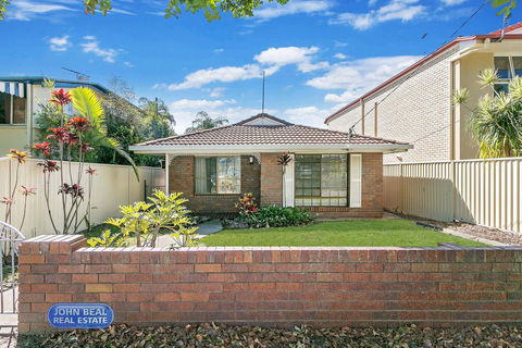 Beachside Holiday Home - Grafton Accommodation 0