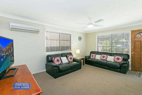 Beachside Holiday Home - Grafton Accommodation 3