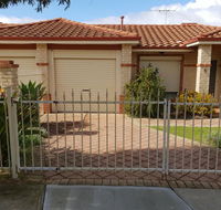 Beachside Retreat - Grafton Accommodation