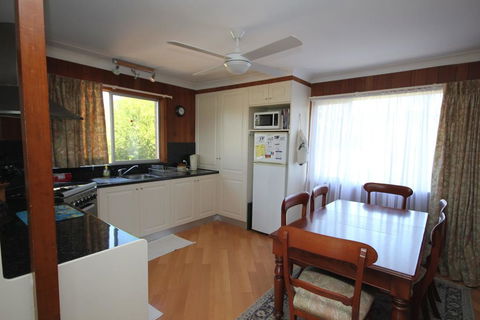 BEACHVIEW - 14 Second Ave , Bonny Hills - Grafton Accommodation 1
