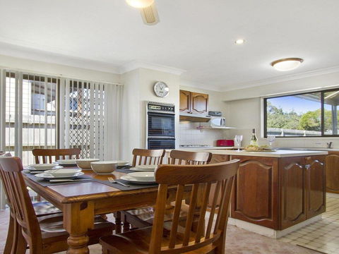 Beachway - Beach Access At End Of Street - Grafton Accommodation 2