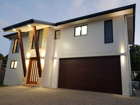 Beautiful Modern Luxury - Grafton Accommodation 2