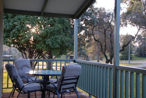 Beechworth Lake Sambell Caravan Park - Grafton Accommodation 2