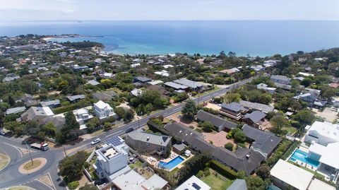 Beleura By The Beach - Grafton Accommodation 1