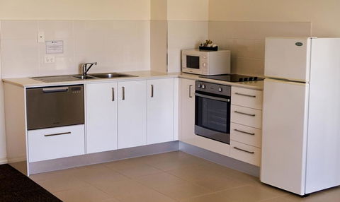 BEST WESTERN Geelong Motor Inn & Serviced Apartments - Grafton Accommodation 2