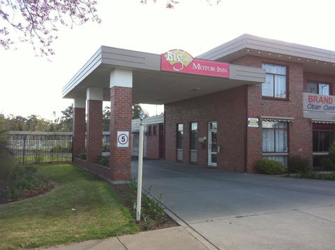 Big Valley Lakeside Paradise Motor Inn - Grafton Accommodation 0