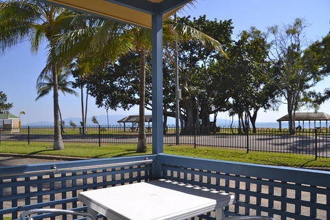 BIG4 Rowes Bay Beachfront Holiday Park - Grafton Accommodation 1