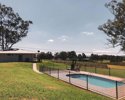 Bimbadgen - Grafton Accommodation 3