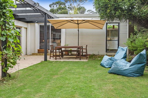 BIRDSONG - MORNINGTON - Grafton Accommodation 1