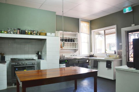 Black Diamond Lodge - Grafton Accommodation 1