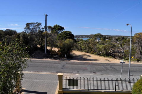 Black Duck - Grafton Accommodation 3