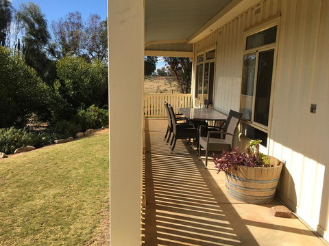 Black Jack Get-A-Way Magpies Nest - Grafton Accommodation 2