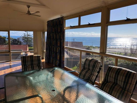 Blue Bay Beach Getaway - Grafton Accommodation 0