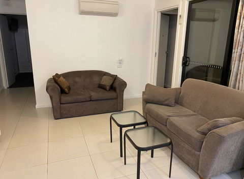 Blue Manor On Fairway - Grafton Accommodation 3