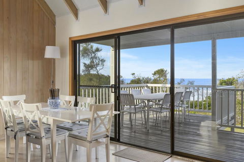 Blue Oar Beach House - Grafton Accommodation 0
