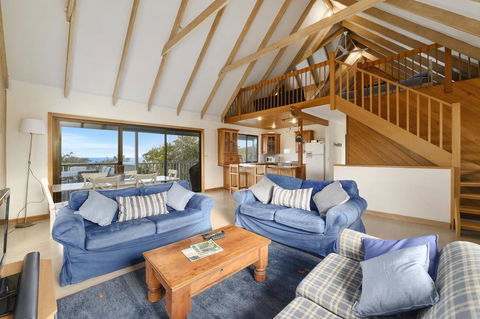 Blue Oar Beach House - Grafton Accommodation 3