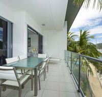 Blue on Blue Apartment 332 - Grafton Accommodation