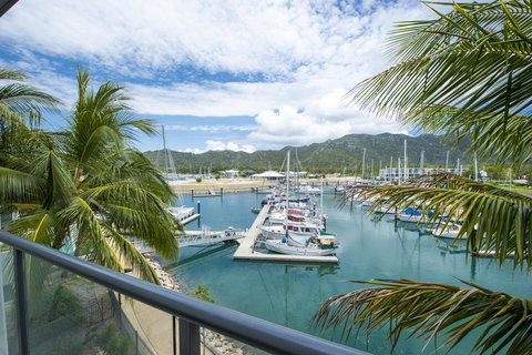 Blue On Blue Apartment 332 - Grafton Accommodation 2