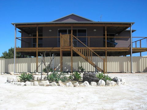 Blue Sky Escapes Sunset Oddes-sea - Grafton Accommodation 0