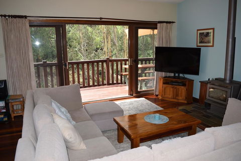 Bluebell Cottage - Grafton Accommodation 3
