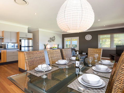 Bluewater - Riverfront Location With Water Views - Grafton Accommodation 3
