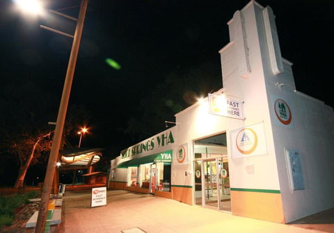 YHA Alice Springs - Grafton Accommodation 0