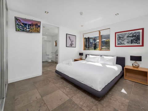 Onyx 2a - Grafton Accommodation 1