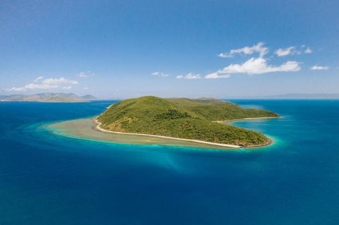 Orpheus Island Lodge - Grafton Accommodation 2