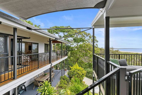 YARABIN - Luxury Home With Ocean Views - Grafton Accommodation 3
