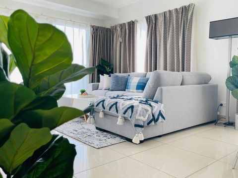 ZEN OCEAN BLISS - Cozy 2-BR/2-BA Sea View Retreat - Grafton Accommodation 3