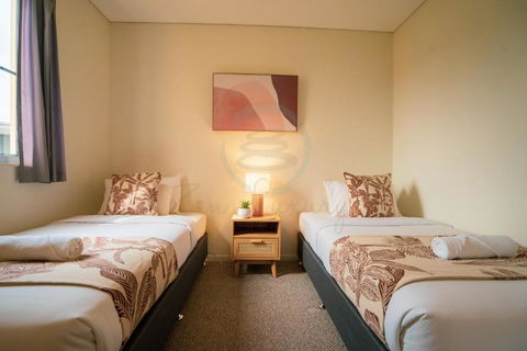ZEN PARADISE - 2-BR Waterfront Ocean View Retreat - Grafton Accommodation 3