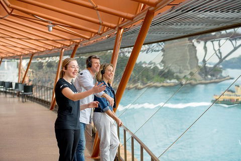 Sydney Shore Excursion: Sydney Opera House Walking Tour - Grafton Accommodation 2