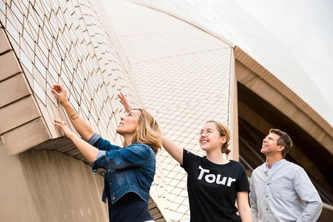 Sydney Shore Excursion: Sydney Opera House Walking Tour - Grafton Accommodation 5