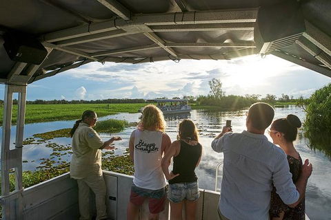 Yellow Water Cruise - Kakadu - Grafton Accommodation 5