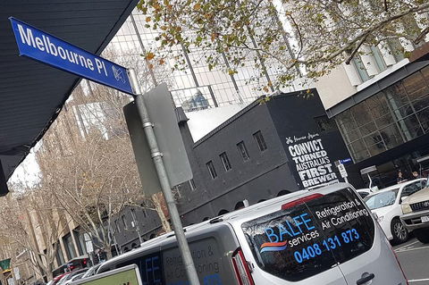 Live Like A Local: Explore Some Favourite Spots On A Playful Audio Walking Tour - Grafton Accommodation 2