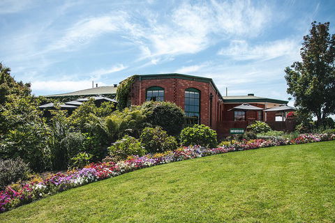 Yarra Valley Premium Tour Inc Lunch And Cheese And Wine Pairing At De Bortoli - Grafton Accommodation 3